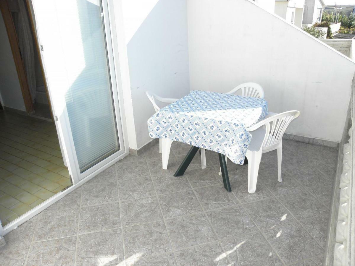 Apartments Fabijan - 50M From Sea Povljana Zewnętrze zdjęcie