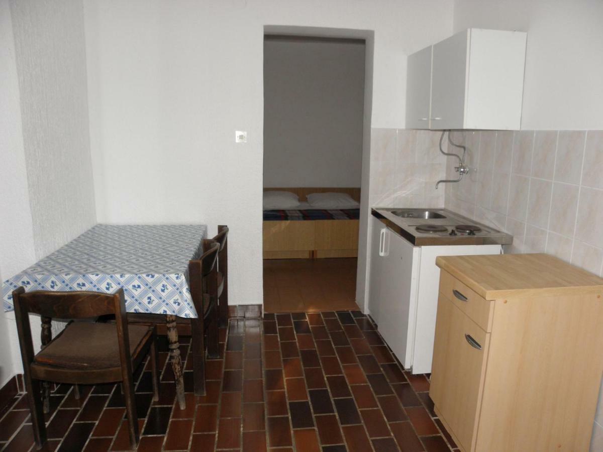 Apartments Fabijan - 50M From Sea Povljana Zewnętrze zdjęcie